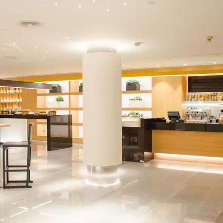 Holiday Inn Bangkok By Ihg-3