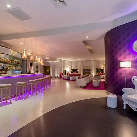 Hotel NYX Cancun-3