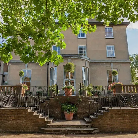 Oatlands Park Hotel-3