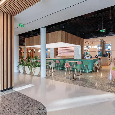 Holiday Inn Prague By Ihg-3