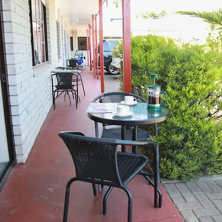 Bks Palm Court Motor Lodge-3