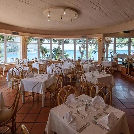 Baia Madeira Hotel-3