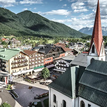 Post Seefeld - Wellnesshotel Tirol-3