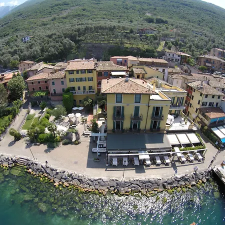 Lake Front Hotel Brenzone-2