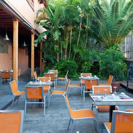 Hotel Livvo La Quinta Roja-3