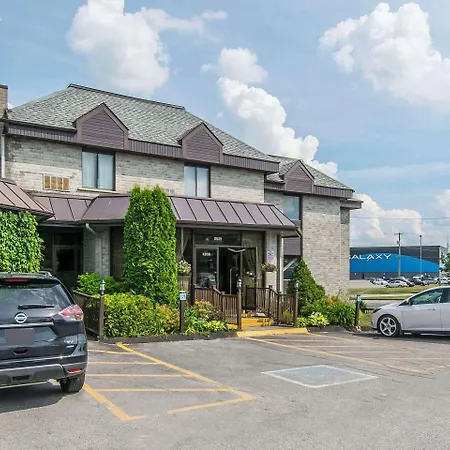 Quality Hotel & Suites-2