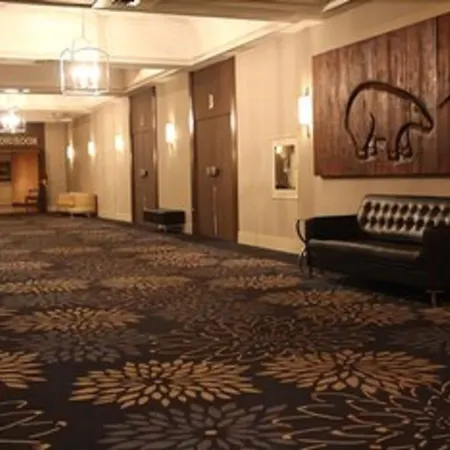 The Senator Hotel & Conference Center Timmins-2