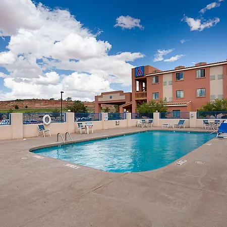 Motel 6-Page, AZ-3