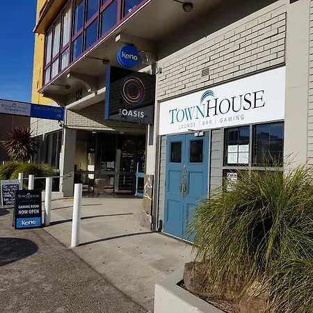 Burnie Central Townhouse Hotel-2