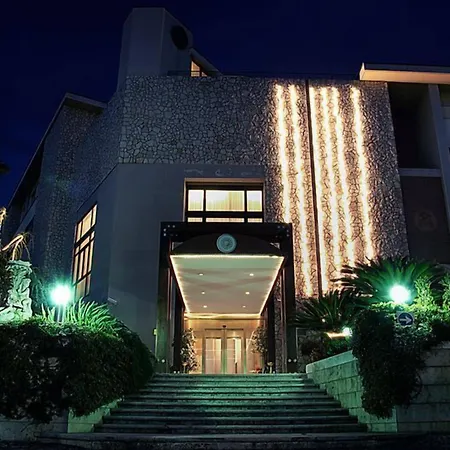 Solofra Palace Hotel & Resort-2