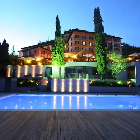 Renaissance Tuscany Il Ciocco Resort & Spa-2