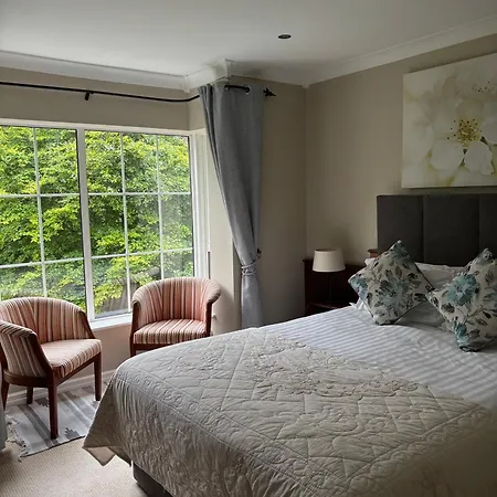 The Grove Lodge Guesthouse-3
