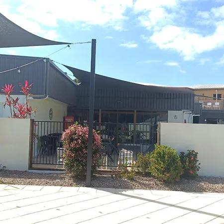 Summit Motel-3