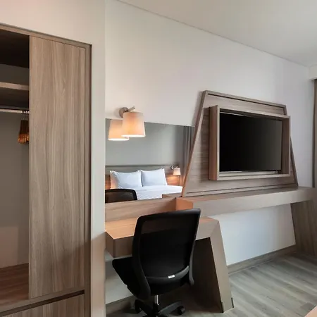 Hampton by Hilton Barranquilla-2