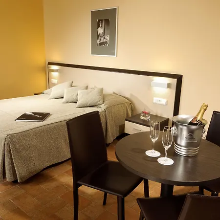 Hotel Praga 1-3