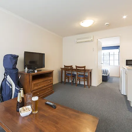 Best Western Plus Canberra Central Apartments Official-2