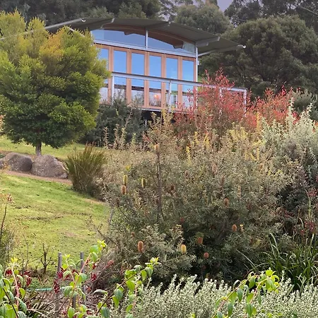 Hobart Hideaway Pods-2