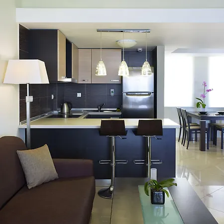 Macaris Suites & Spa-2
