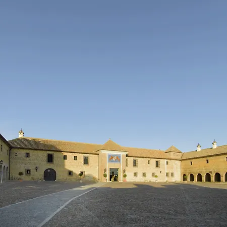 Parador De Carmona-3