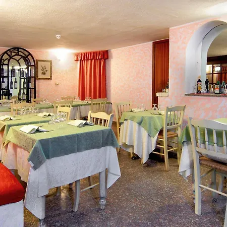 Colonna Palace Hotel Mediterraneo-3