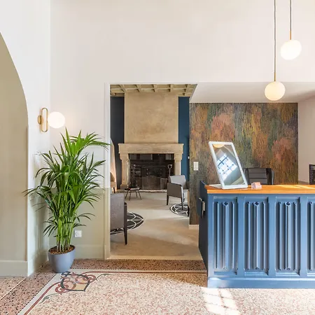 Hostellerie du Château des Fines Roches-2