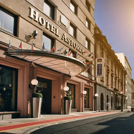 Best Western Premier Hotel Astoria-2