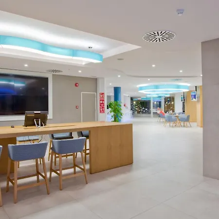 Marvell Club Hotel & Apartments-2