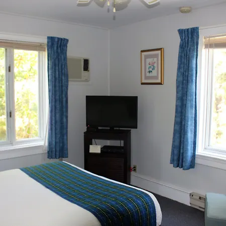 Braeside Country Inn-2
