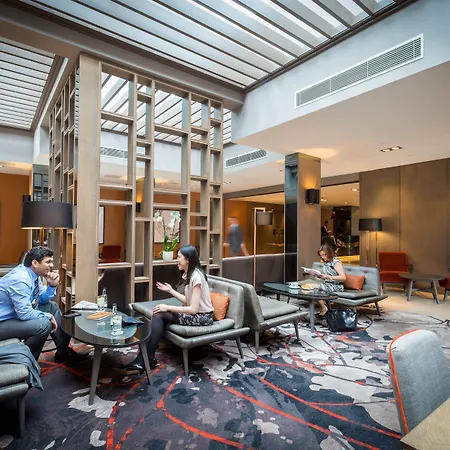 Clayton Hotel Chiswick-3