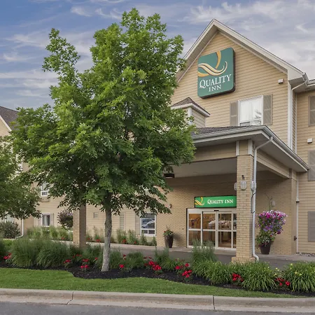 Quality Inn Airport-3