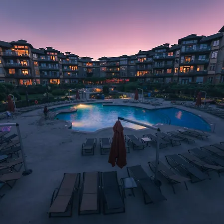 The Cove Lakeside Resort-3