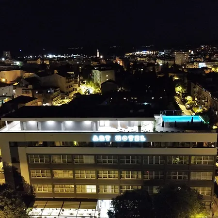 Art Hotel-2