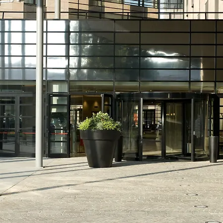 Starhotels Grand Milan-3