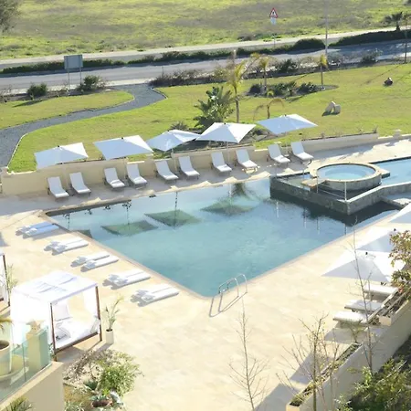 E-Hotel Larnaca Resort & Spa-2