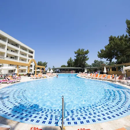 Tuntas Family Suites Kusadasi-3