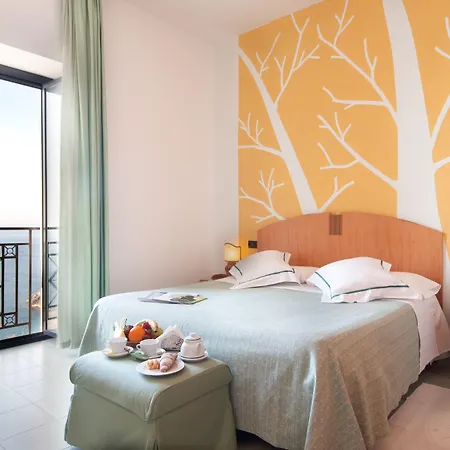 Grand Hotel Mediterraneo-2