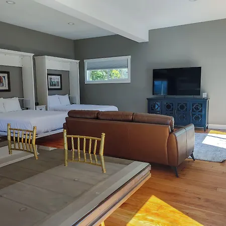 Majestic Inn And Spa-2