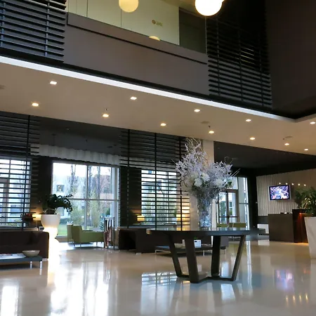 Best Western Plus Hotel Le Favaglie-3