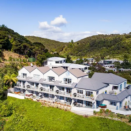 Blue Pacific Apartments-2