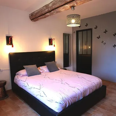 VILLA ARTEMIA Maison vigneronne - chambre d hôtes-B&B-piscine-climatisation-2