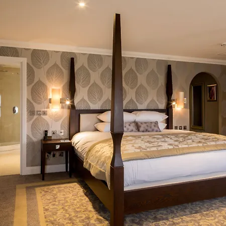 Oakley Hall Hotel-3