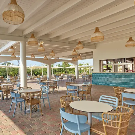 Serenusa Resort-3