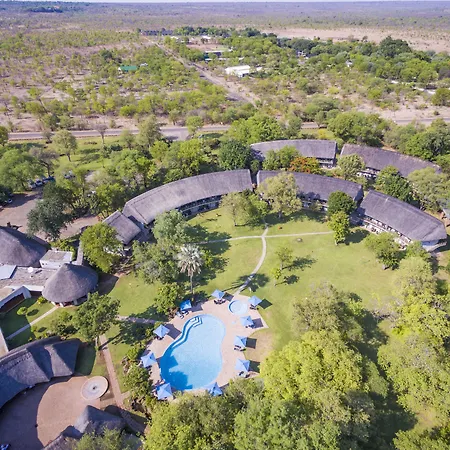 Azambezi River Lodge-3