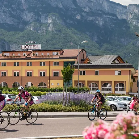 Sartori's Hotel-2