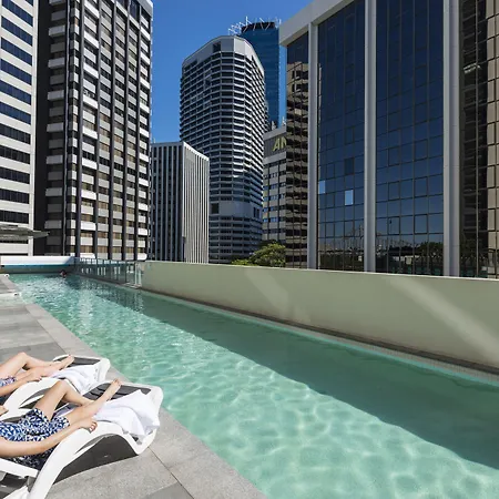 Oaks Brisbane Aurora Suites-2