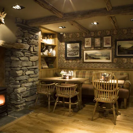 The Queen'S Head Hotel-3