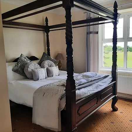 Cadwgan House-2