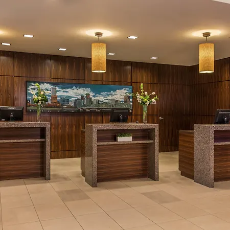 Courtyard By Marriott Portland City Center-3