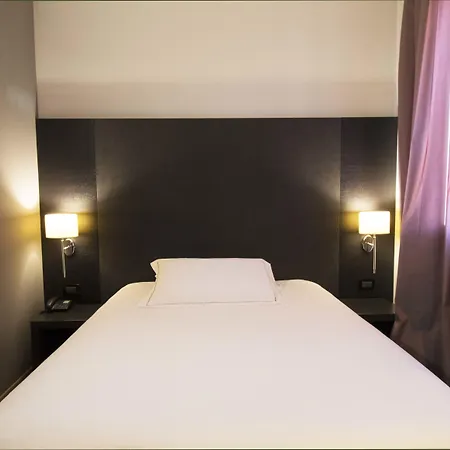 Sweet Hotel-3