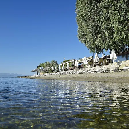 Avantis Suites Hotel-2